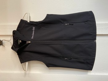 Logo Vest